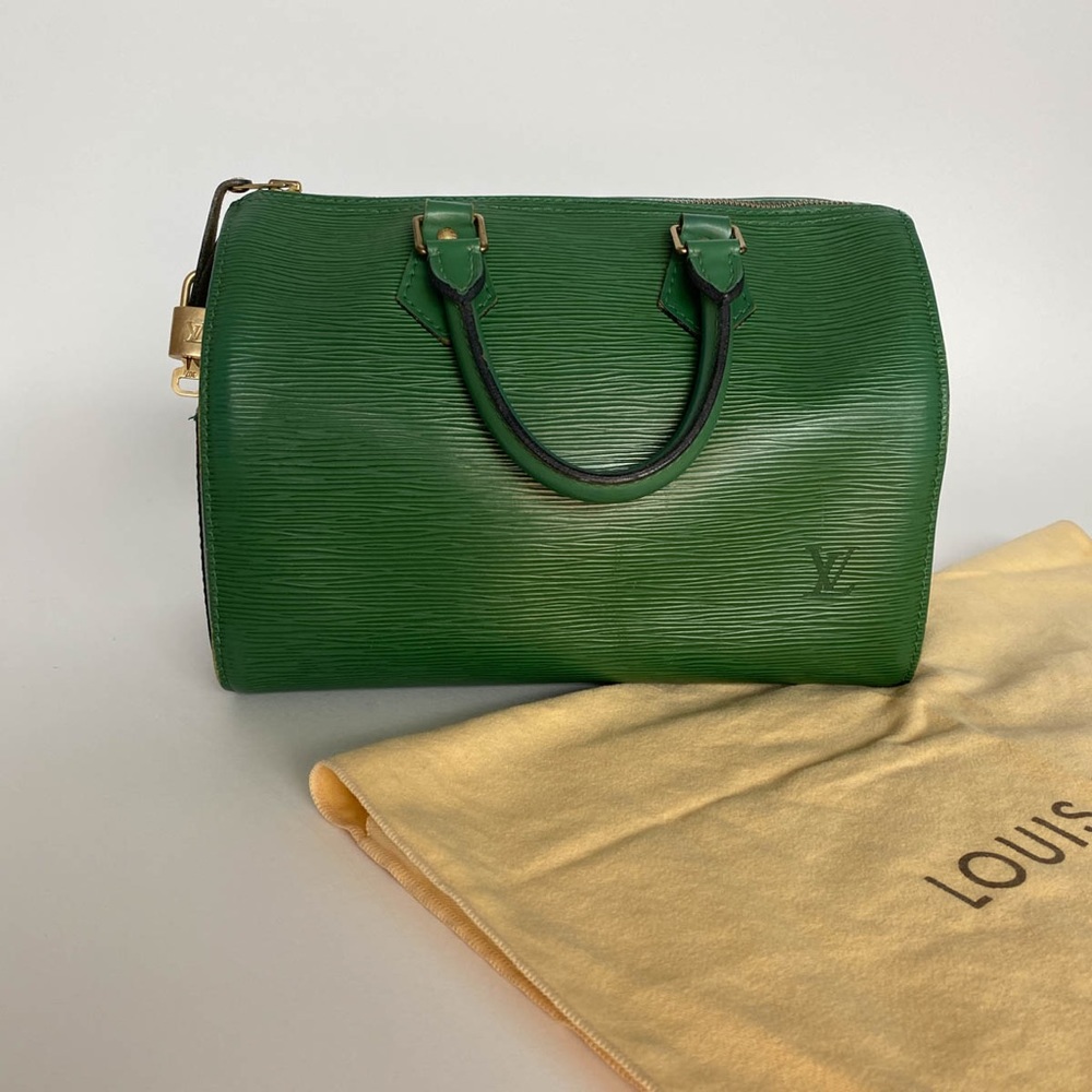 ($795) Louis Vuitton Speedy 25 - Borneo Green Epi